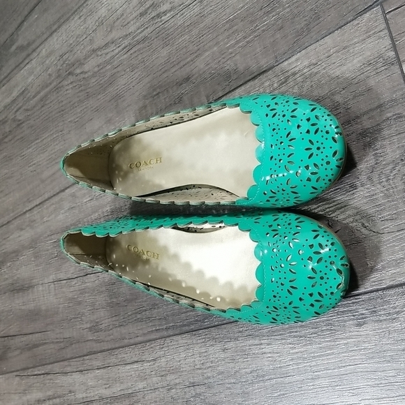 Coach Cutout Pattern Flats - Picture 3 of 8